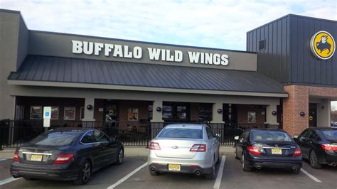 Buffalo Wild Wings Retractable Room Woodbridge Nj Americas Leading