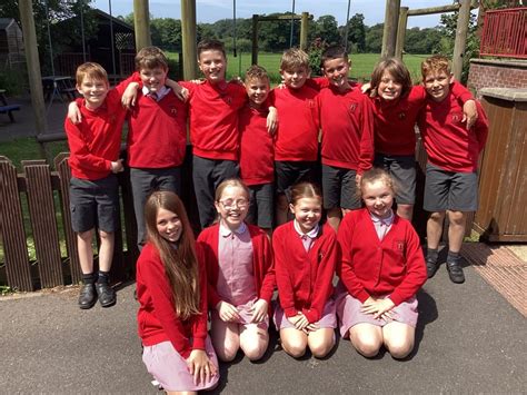 31 Fantastic Pictures Of Year 6 Primary School Leavers From Blackpool