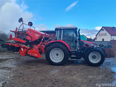 Kuhn Hr Sitera Z Massey Ferguson S Fotka Zestawu