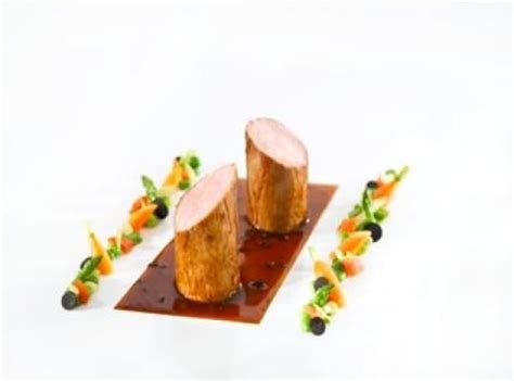 Mignon de Veau Jus Corsé à la Truffe et Riviera de Jeunes Légumes