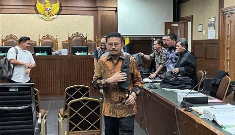 Syahrul Yasin Limpo Mantan Mentan Hadapi Sidang Tuntutan Di Pengadilan