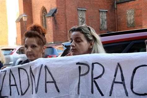 Protest Pracownik W Mops W Legnicy Weszli Na Sesj Rady Miejskiej