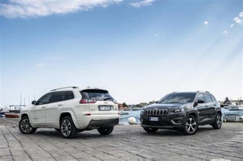 Nuova Jeep Cherokee Mopar Annuncia Oltre 90 Accessori Per Il SUV