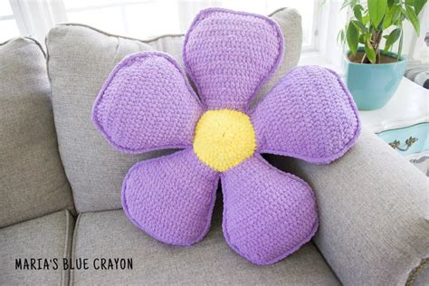 Crochet Flower Pillow Pattern Marias Blue Crayon