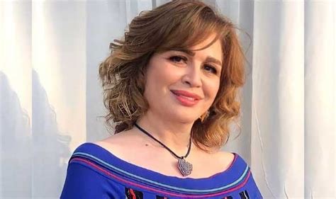 إلهام شاهين تشارك جمهورها بصور جديدة لها على انستجرام خليجيون