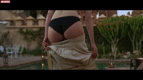 Naked Greta Ferro In Made In Italy