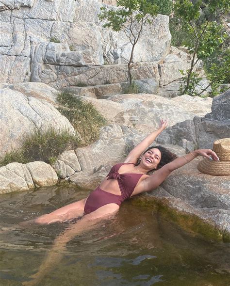 Vanessa Hudgens In Sexy Swimsuit Hot Celebs Home