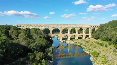 Exploring The Majestic Pont Du Gard Aqueduct In France Discover The