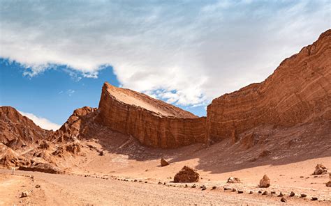 Por Qué Hay Una Mano Gigante En El Desierto De Atacama En Chile