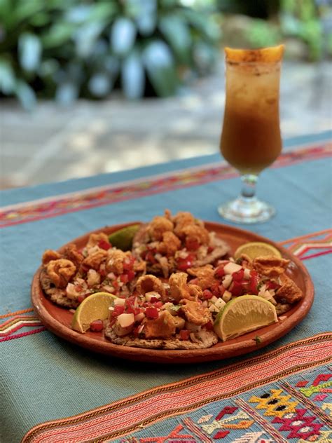 Fácil Receta de Chojin con Chicharrones de Guatemala