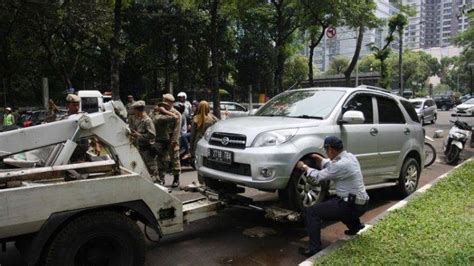 Jangan Sembarangan Derek Mobil Matic Ini Bahayanya Jika Tidak Sesuai