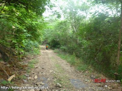 Pantai Jonggring Saloko Travel Jogja Malang