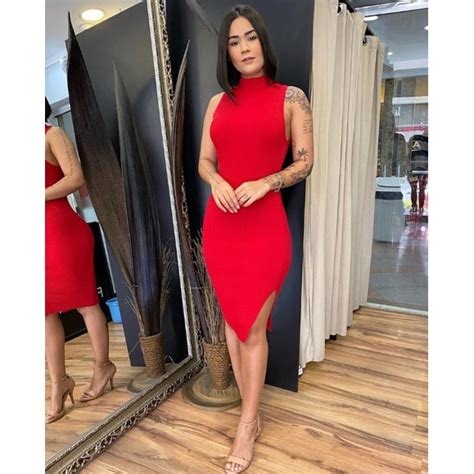 Vestido Midi Milena Liso Gola Alta Tubinho Canelado Fenda Escorrega O