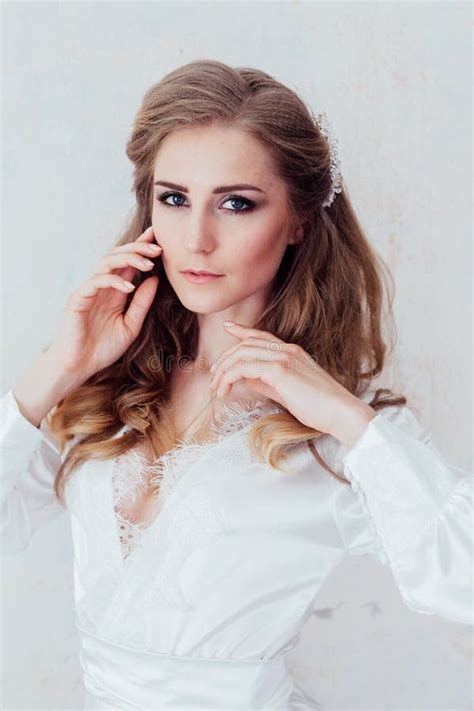 Portrait D Une Fille En Lingerie Photo Stock Image Du Sexy Fille