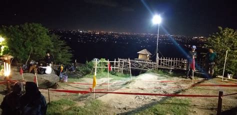 Puncak Sosok Wisata Alam Yang Instagramable Di Malam Hari Dinas