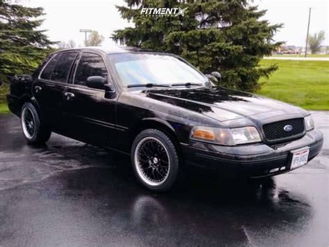 2005 Ford Crown Victoria Police Interceptor With 18x9 Sve Series 3 And