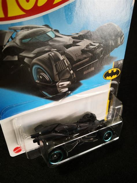 Hot Wheels Batmobile Dc Batman V Superman Hobbies Toys Toys Games On Carousell