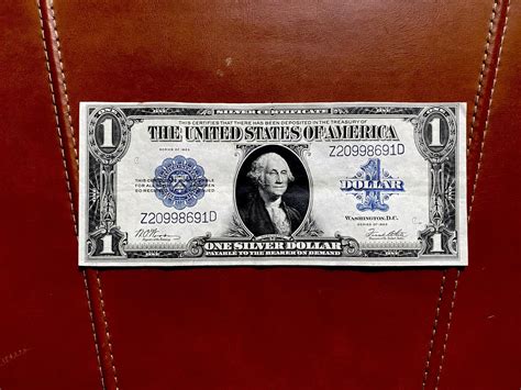 Fascinating 1923 oversized American $1 dollar bill. : r/papermoney