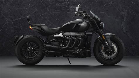 Triumph Reveló Las Nuevas Rocket 3r Black Y Rocket 3 Gt Triple Black Motonews