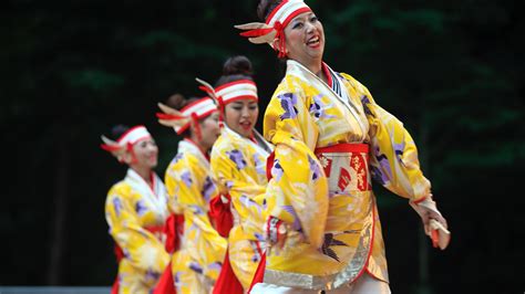 Japanese folk | Traditional dancers musicians drummers