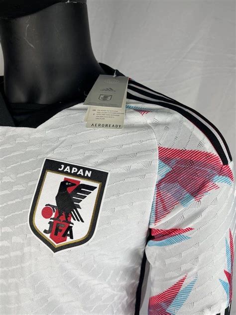 Japan Away Longsleeve Worldcup Men S Fashion Activewear On Carousell