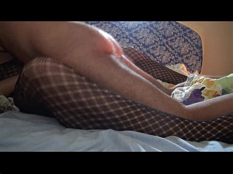 Une chaude salope marocaine de Nador baise avec un touriste français XVIDEOS