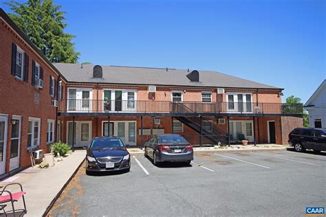 2114 Ivy Rd Unit 12 Charlottesville Va 22903 Room For Rent In