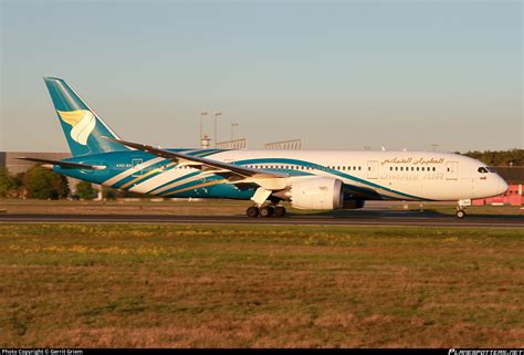 A O Sa Oman Air Boeing Dreamliner Photo By Gerrit Griem Id