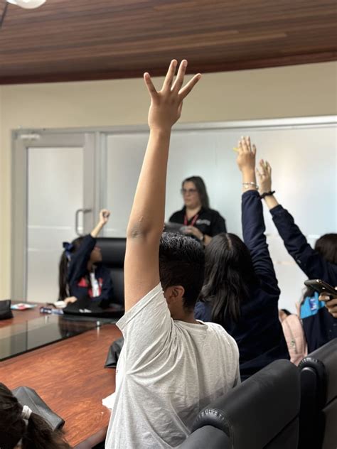 La Escuela Nido De Guilas De Comayagua Visita Las Colecciones Alojadas