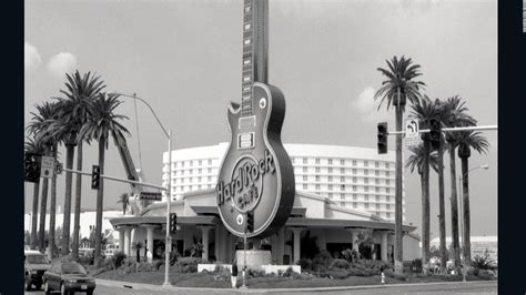 350000 Raised To Save Las Vegas Hard Rock Sign Cnn Video