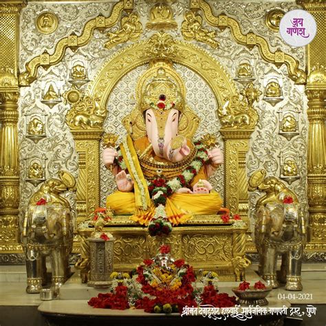 Dagdusheth Ganpati | Dagdusheth ganpati, Ganpati festival, Ganesha