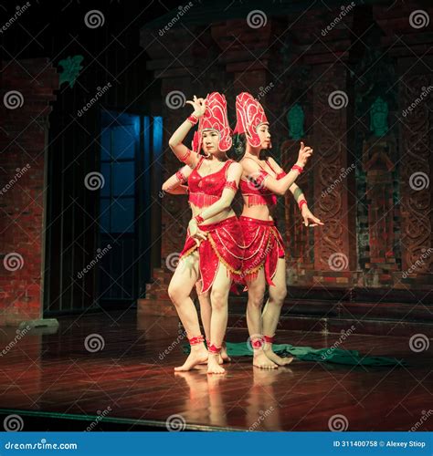 Khmer Dance Public Park Traditional Clothing Phnom Penh Royalty Free