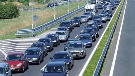 Autostrade In Veneto Il Traffico Verso Il Ponte Di Ferragosto Sabato