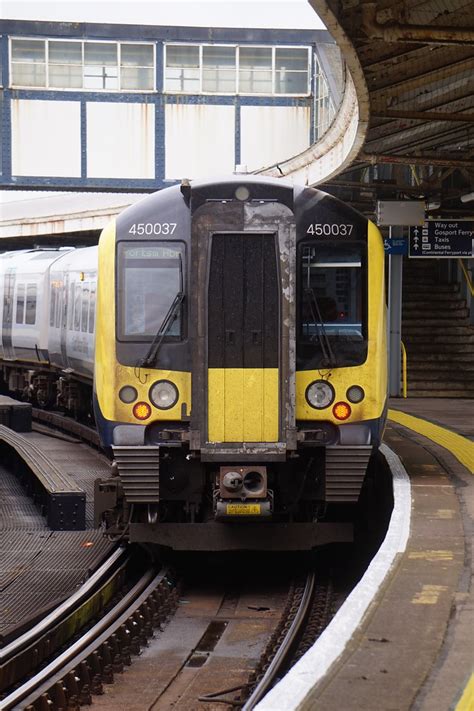 South Western Railway Class 450 At Portsmouth Harbour Flickr