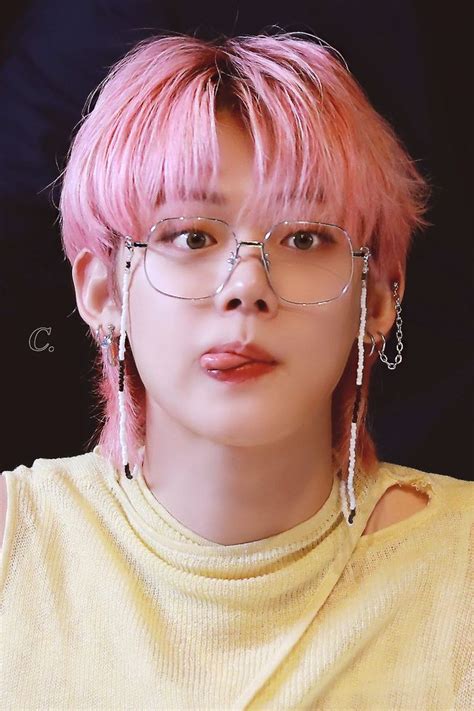 Pin by 명진 송 on yeonjun Txt Pink hair Choi daniel