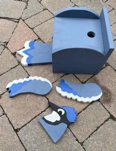 BLUE JAY THEMED BIRD HOUSE : 5 Steps (with Pictures) - Instructables