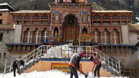 Uttarakhand Teerth Purohits Lash Out Over Formation Of Char Dham