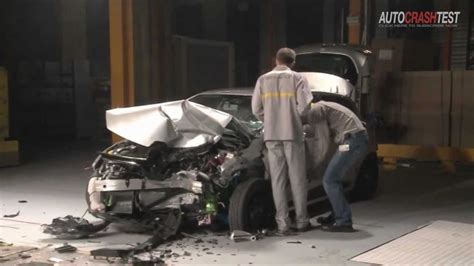 Renault Clio 4 Crash Test Youtube