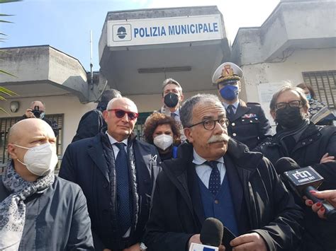 Minacce A Chiariello Scorta Civica Al Comando Di Polizia Di Arzano