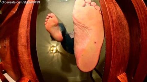 Watch Soles Asian Glass Table Giantess Crush Porn SpankBang