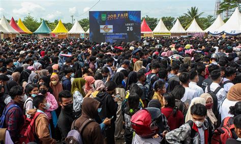 Bps Tingkat Pengangguran Terbuka Turun Jadi 5 86 Di Agustus