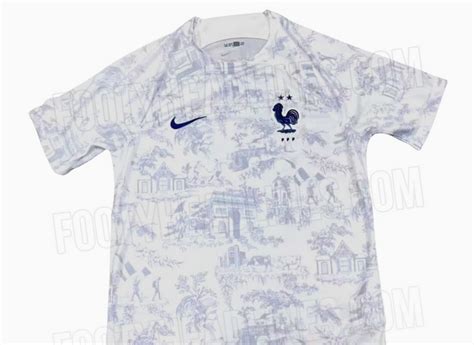 Coupe du Monde 2022 le maillot extérieur de lÉquipe de France a fuité