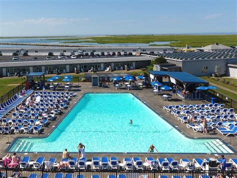 Explore Amenities at Provincetown Inn | Beachside Retreat