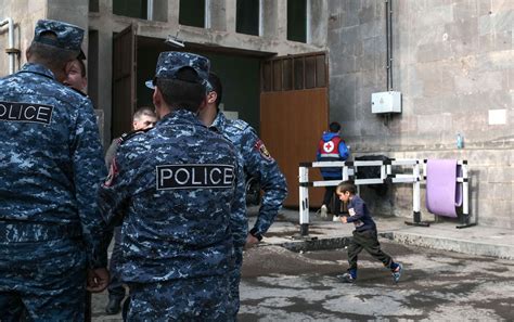 ‘they Abandoned Us Displaced Residents Of Nagorno Karabakh Lament