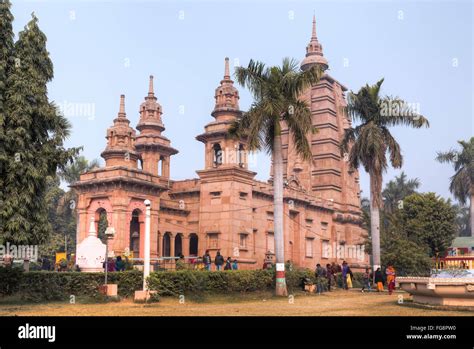 Sarnath Temple, Varanasi, Uttar Pradesh, India Stock Photo - Alamy