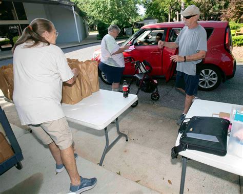 Proposed SNAP benefits cuts may slash lifeline for folks barely making