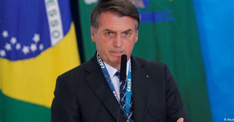 Bolsonaro autoriza uso das Forças Armadas para combater incêndios