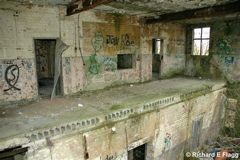 bovingdon uk airfields