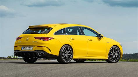 Mercedes Amg Cla Shooting Brake Debuts With Svelte Styling