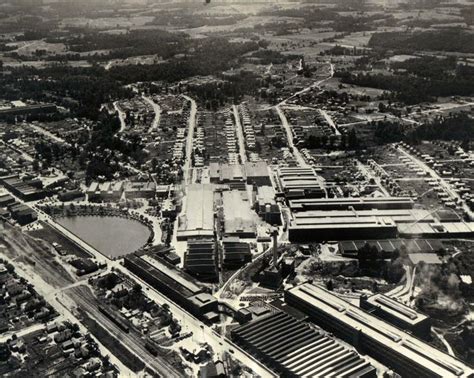 aerial view   city  lots  buildings